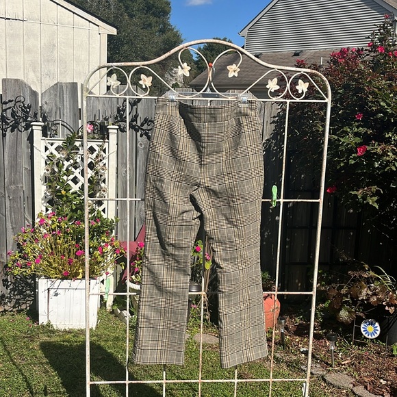 Carole Wren plaid bare bottom slacks, preloved gently used, size 12 - Picture 4 of 4